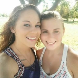 Meet your Posher, Alexi